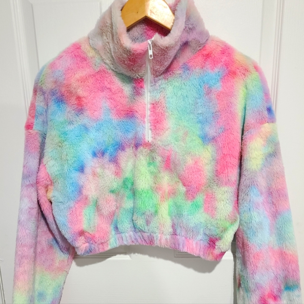 Rainbow Fuzzy Loungewear 🌈